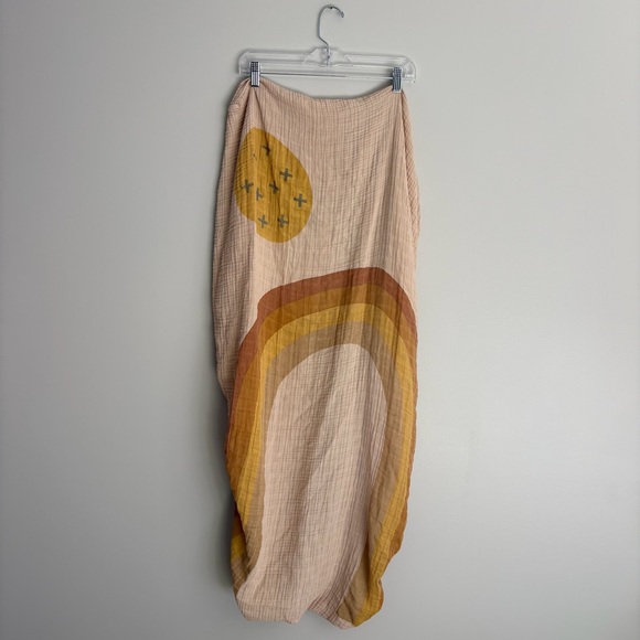Coveted Clothing Other - Coveted Clothing Earthy Tones Sun & Rainbow Crib Bedding Sheet